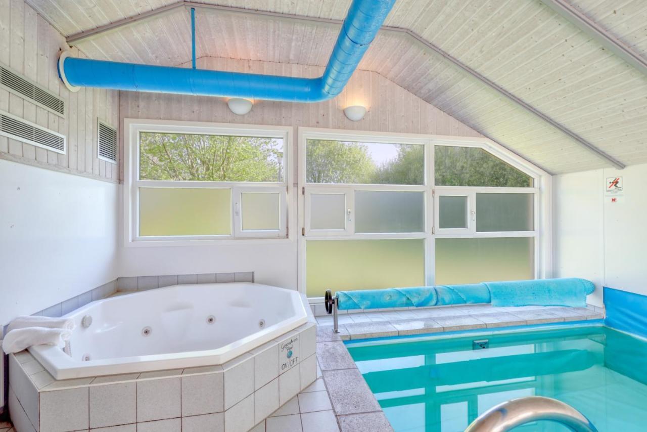 Kranich Poolferienhaus Villa Hohendorf  Bagian luar foto