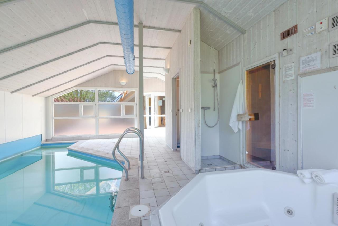 Kranich Poolferienhaus Villa Hohendorf  Bagian luar foto