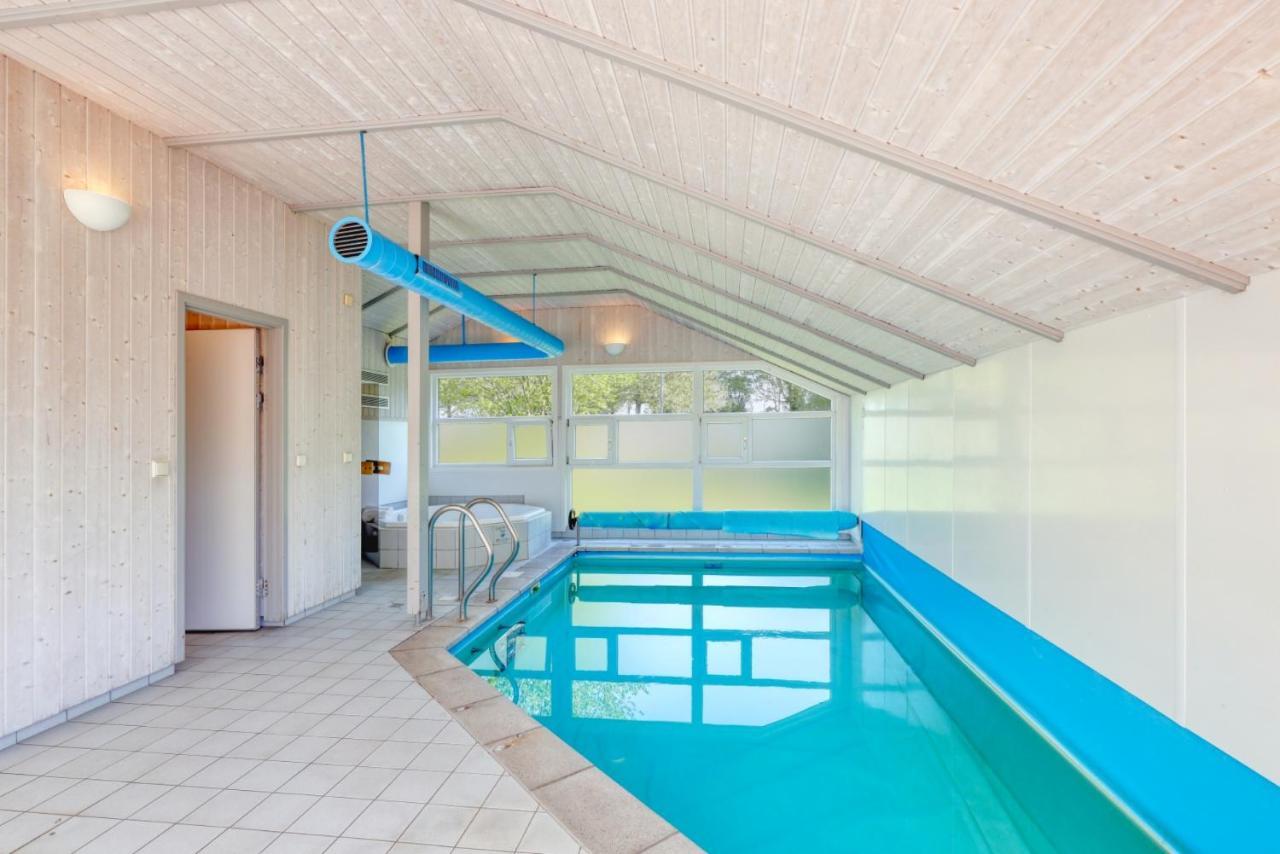 Kranich Poolferienhaus Villa Hohendorf  Bagian luar foto